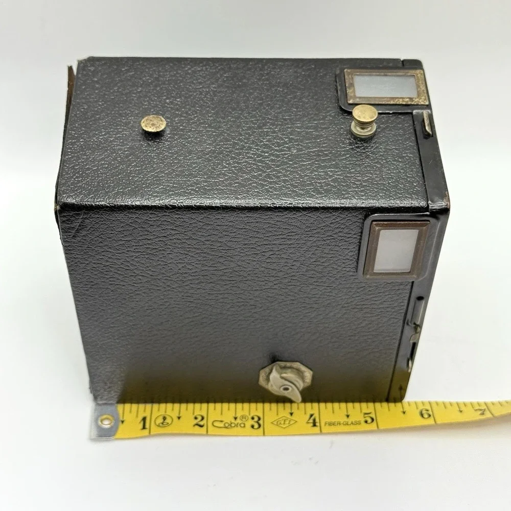 VTG Kodak Six-16 Brownie Junior Box Camera Art Deco USA‎ 1930s Untested